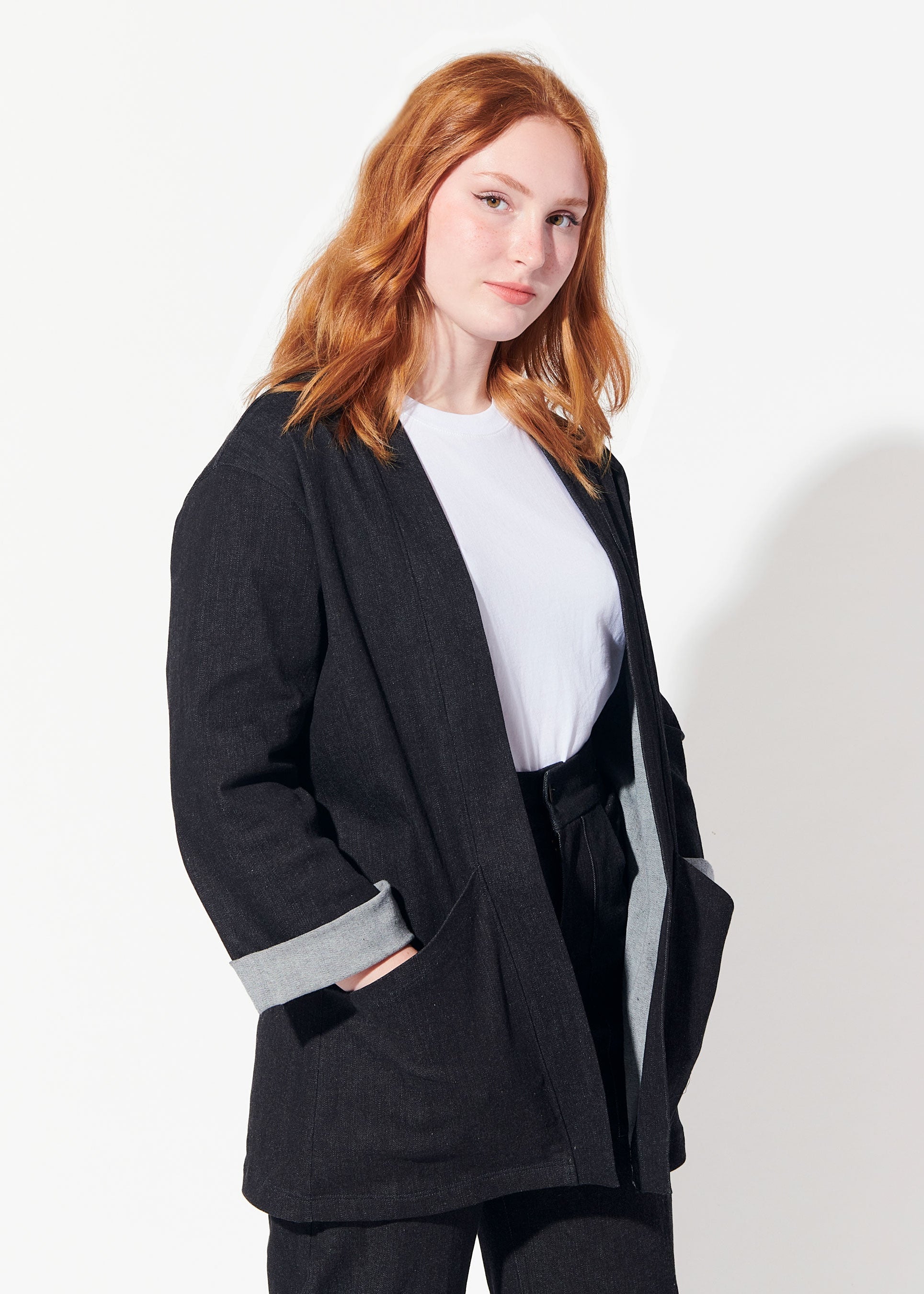 bergie jacket black view 2
