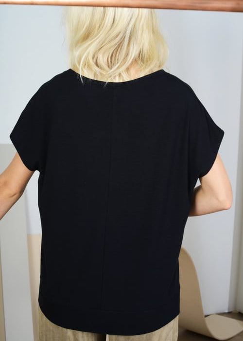 hole punch tee black view 2